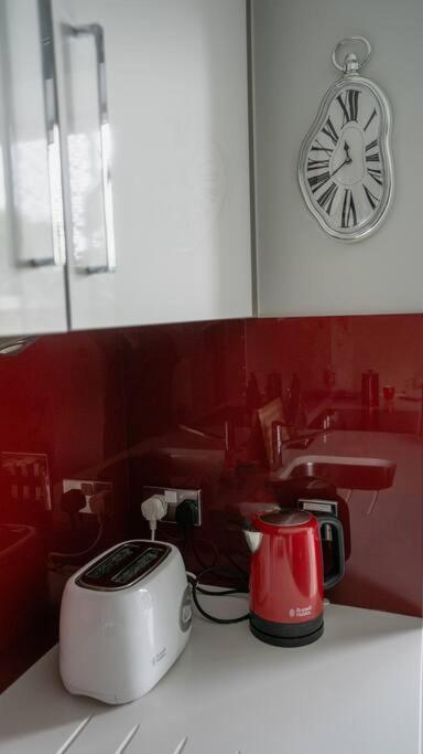 Cool Dalston Studio With Balcony And Gym Apartment London Ngoại thất bức ảnh
